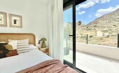 New Build - Town House -
Cox - San Fernando