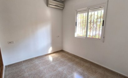 Resale - Villa -
Algorfa - Montemar