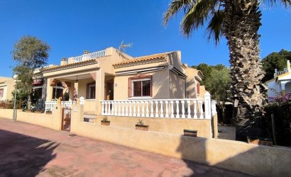 Revente - Villa -
Algorfa - Montemar