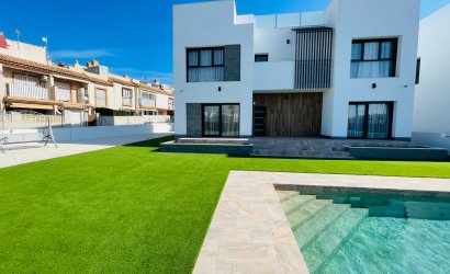 Reventa - Villa -
Torrevieja - Aguas Nuevas