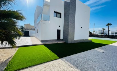 Reventa - Villa -
Torrevieja - Aguas Nuevas