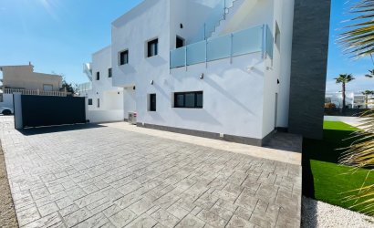 Herverkoop - Villa -
Torrevieja - Aguas Nuevas