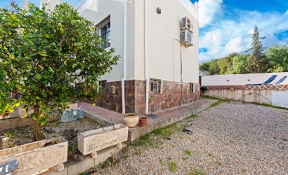 Resale - Villa -
Torrevieja - Los Balcones