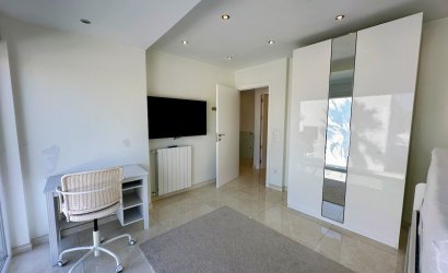 Resale - Villa -
Orihuela Costa - La Zenia