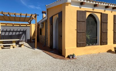 Reventa - Country House -
Salinas