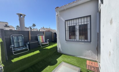 Herverkoop - Town House -
San Miguel de Salinas - Inland