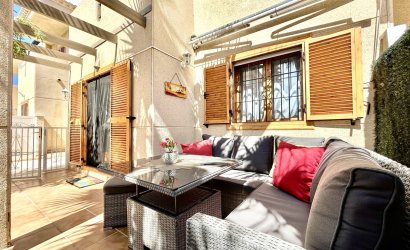 Resale - Town House -
Playa Flamenca - Costa Blanca