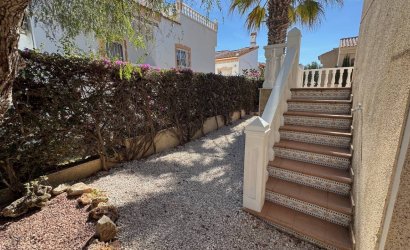 Resale - Villa -
Algorfa - Montemar