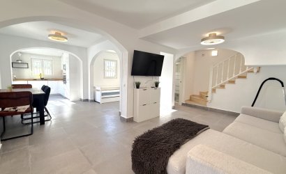 Herverkoop - Town House -
Orihuela - Inland