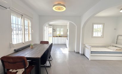 Herverkoop - Town House -
Orihuela - Inland