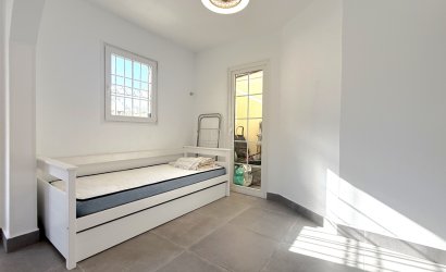 Herverkoop - Town House -
Orihuela - Inland