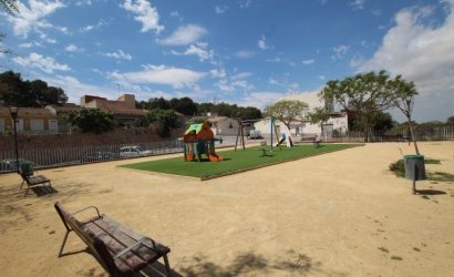 Reventa - Town House -
Guardamar del Segura - Centro