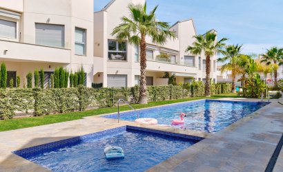 Resale - Townhouse -
Torrevieja - El Acequión - Los Náufragos