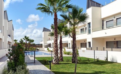 Resale - Townhouse -
Torrevieja - El Acequión - Los Náufragos