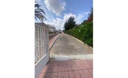 Herverkoop - Villa -
Algorfa - Inland