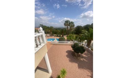 Herverkoop - Villa -
Algorfa - Inland