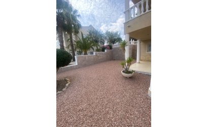 Herverkoop - Villa -
Algorfa - Inland