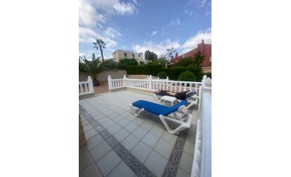 Herverkoop - Villa -
Algorfa - Inland