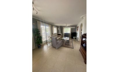 Herverkoop - Villa -
Algorfa - Inland