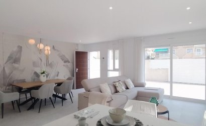 Revente - Apartment -
Torrevieja - Torreblanca