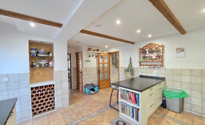 Reventa - Villa * -
Orihuela Costa * - Cabo Roig *