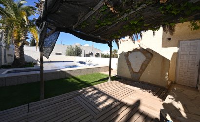 Reventa - Villa -
Orihuela Costa - Los Altos