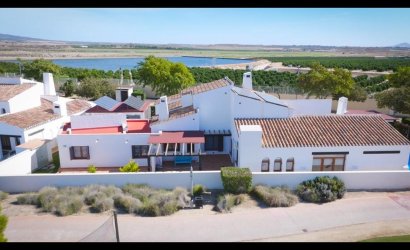 Herverkoop - Villa -
El Valle Golf Resort