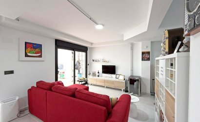 Resale - Villa -
Orihuela Costa - Villamartín