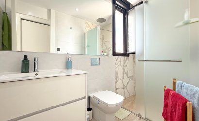 Resale - Villa -
Orihuela Costa - Villamartín