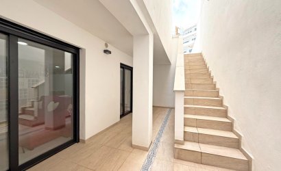 Resale - Villa -
Orihuela Costa - Villamartín