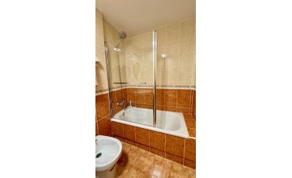 Revente - Apartment -
Torrevieja - Nueva Torrevieja