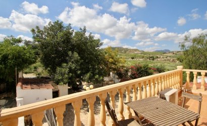 Resale - Villa -
Fortuna