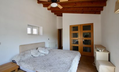 Resale - Villa -
Fortuna