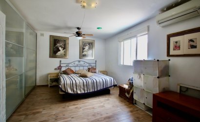 Resale - Villa -
Fortuna