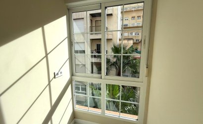 Revente - Apartment -
Torrevieja - Centro