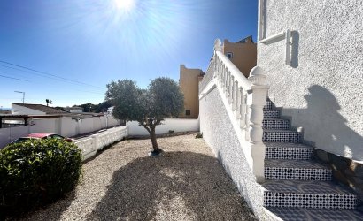 Herverkoop - Villa -
Villamartin - Costa Blanca