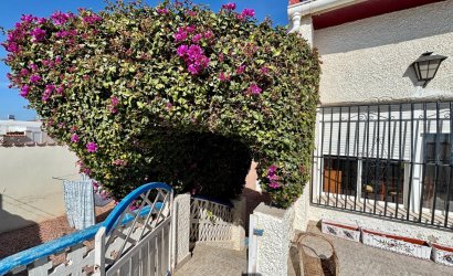 Resale - Villa -
Ciudad Quesada