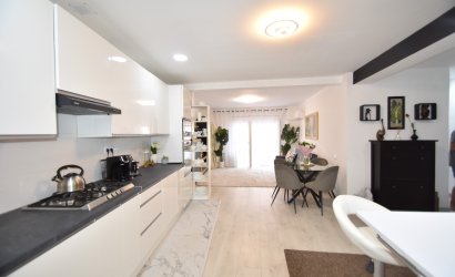 Herverkoop - Apartment -
Guardamar del Segura - Center