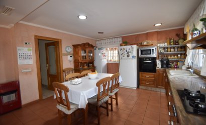 Resale - Villa -
Almoradí