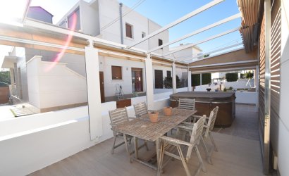 Reventa - Villa -
Ciudad Quesada - Pueblo Bravo