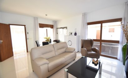 Resale - Villa -
Ciudad Quesada - Pueblo Bravo