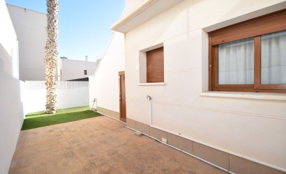 Reventa - Villa -
Ciudad Quesada - Pueblo Bravo