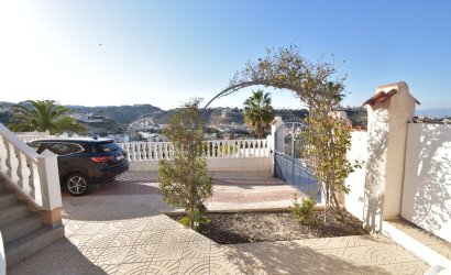 Resale - Villa -
Ciudad Quesada - Golf course