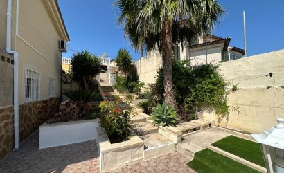 Herverkoop - Villa -
Algorfa - Inland