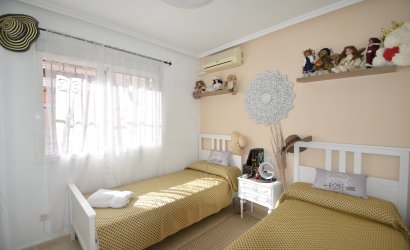 Resale - Townhouse -
Ciudad Quesada - Doña Pepa