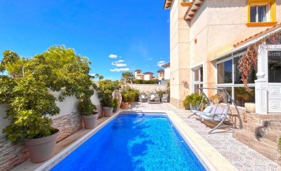 Herverkoop - Villa -
La Zenia - Costa Blanca