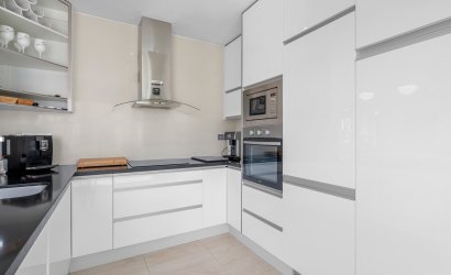 Herverkoop - Villa -
Orihuela Costa - Villamartín