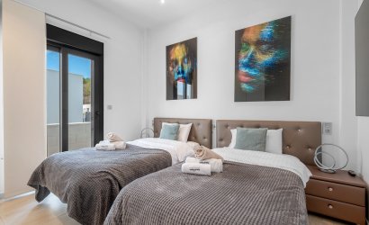 Herverkoop - Villa -
Orihuela Costa - Villamartín