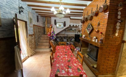 Reventa - Country House -
Sax