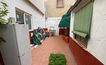 Reventa - Country House -
Sax